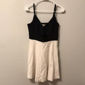 BB Dakota Peephole Dress